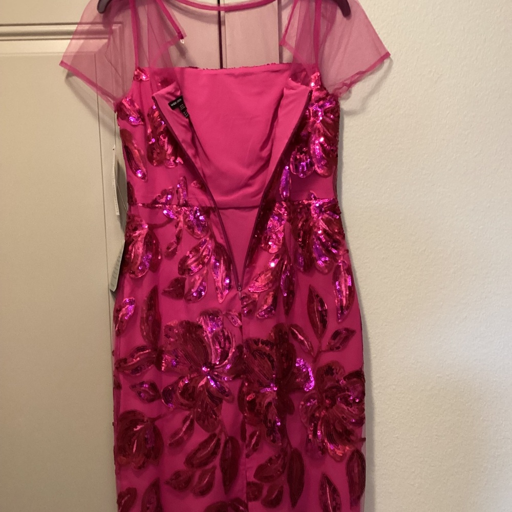 Maggy London Sequin Mesh Yoke Sheath Dress, size 2 - Picture 10 of 14